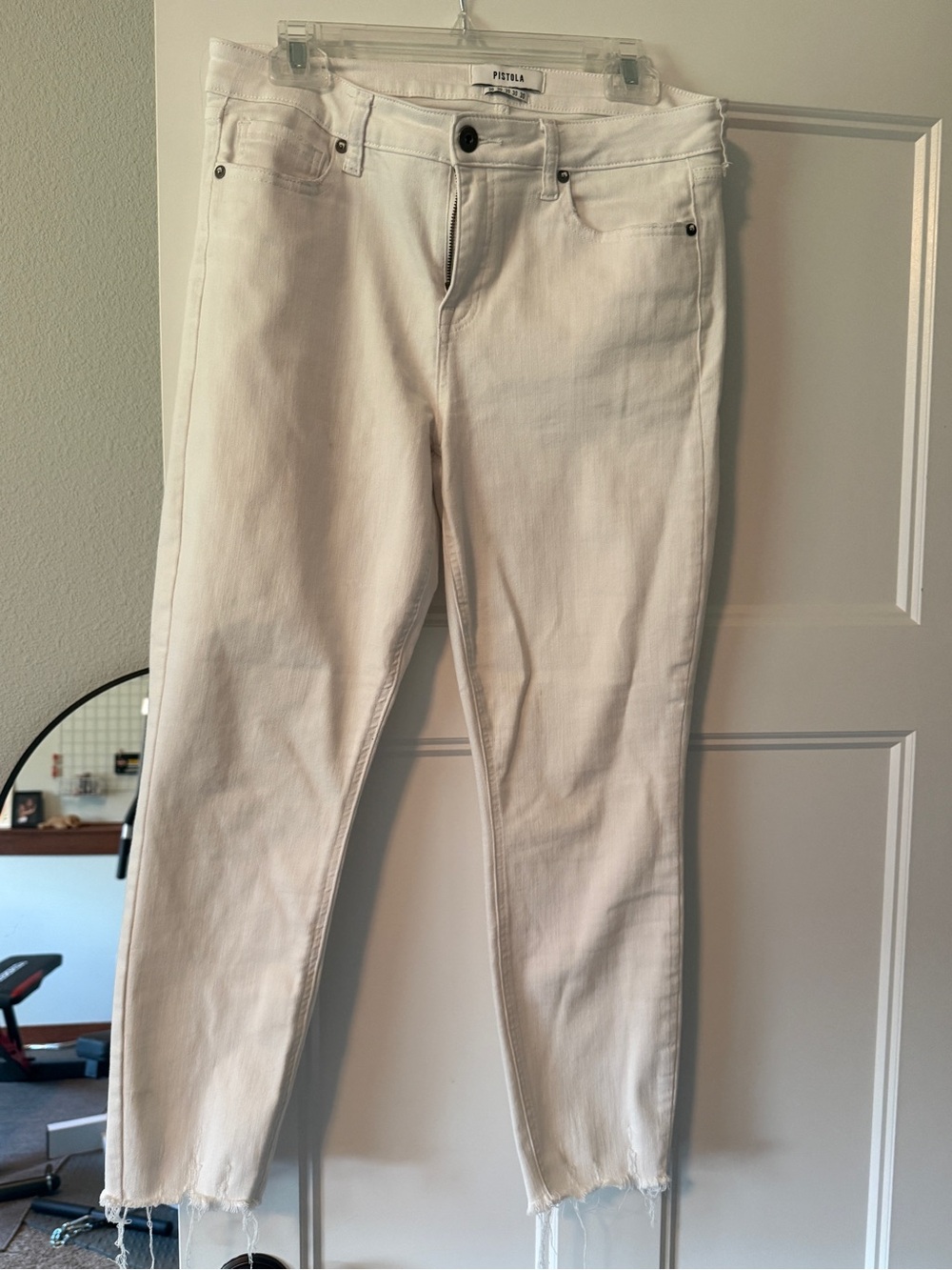 PISTOLA
Jennifer Skinny Frayed Hem Jean, 30 inch waist, white, cropped